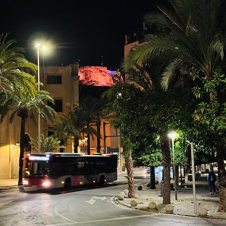 Luxury Apartments Near The Beach And Downtown Centrum 8 Alicante Eksteriør bilde