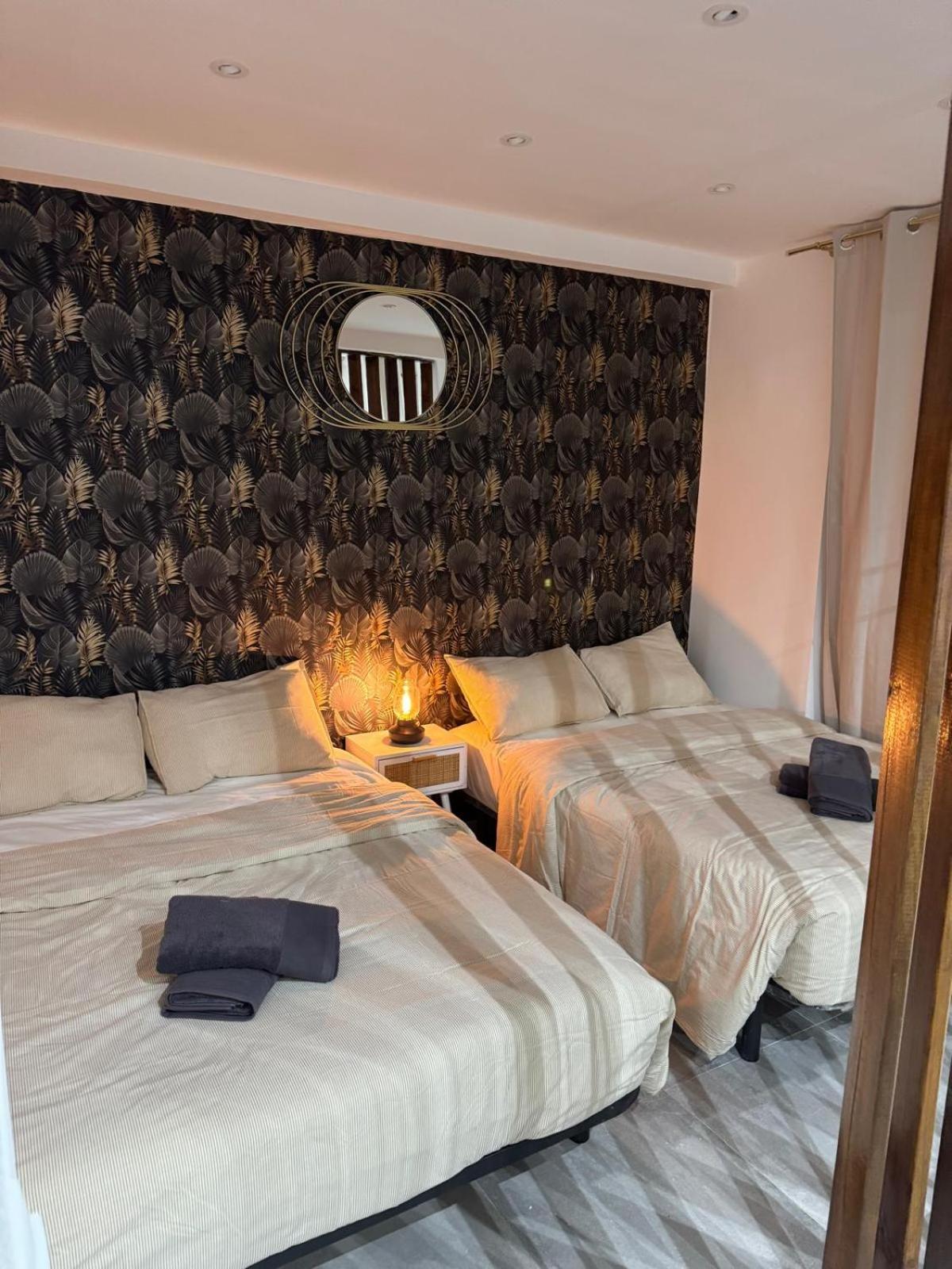 Luxury Apartments Near The Beach And Downtown Centrum 8 Alicante Eksteriør bilde