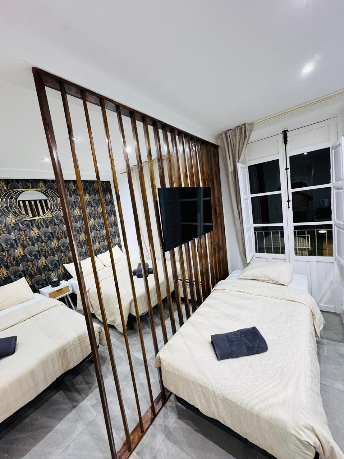 Luxury Apartments Near The Beach And Downtown Centrum 8 Alicante Eksteriør bilde